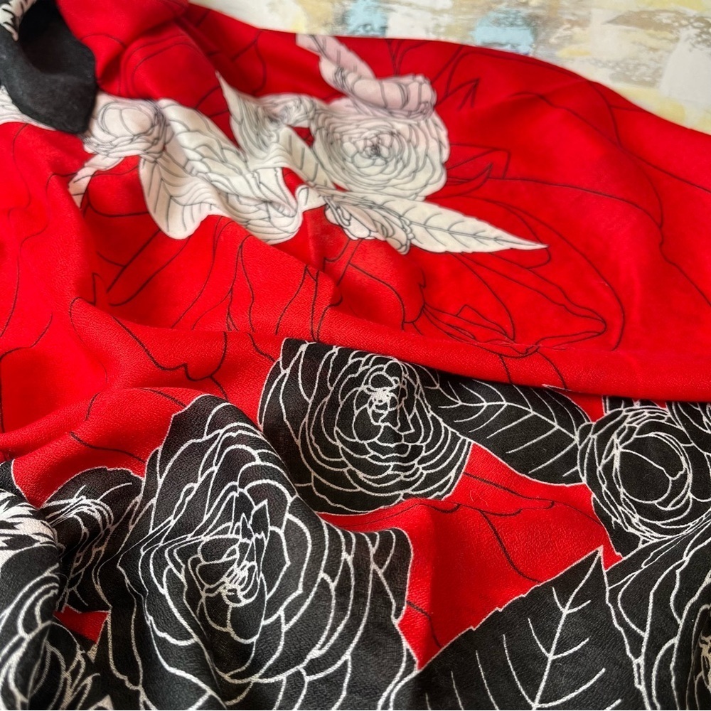 Red and Black Floral Scarf - Picture 5 of 9